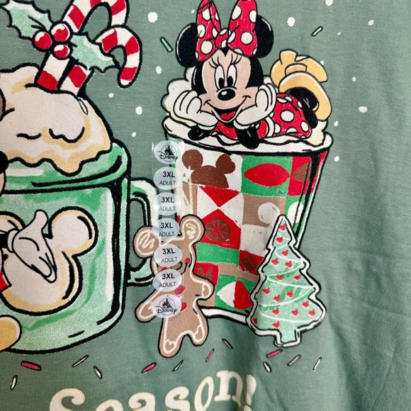 NWT. Disney Parks 3XL Shirt 2024 Tis The Season” Mickey & Minnie Holiday - Picture 5 of 10